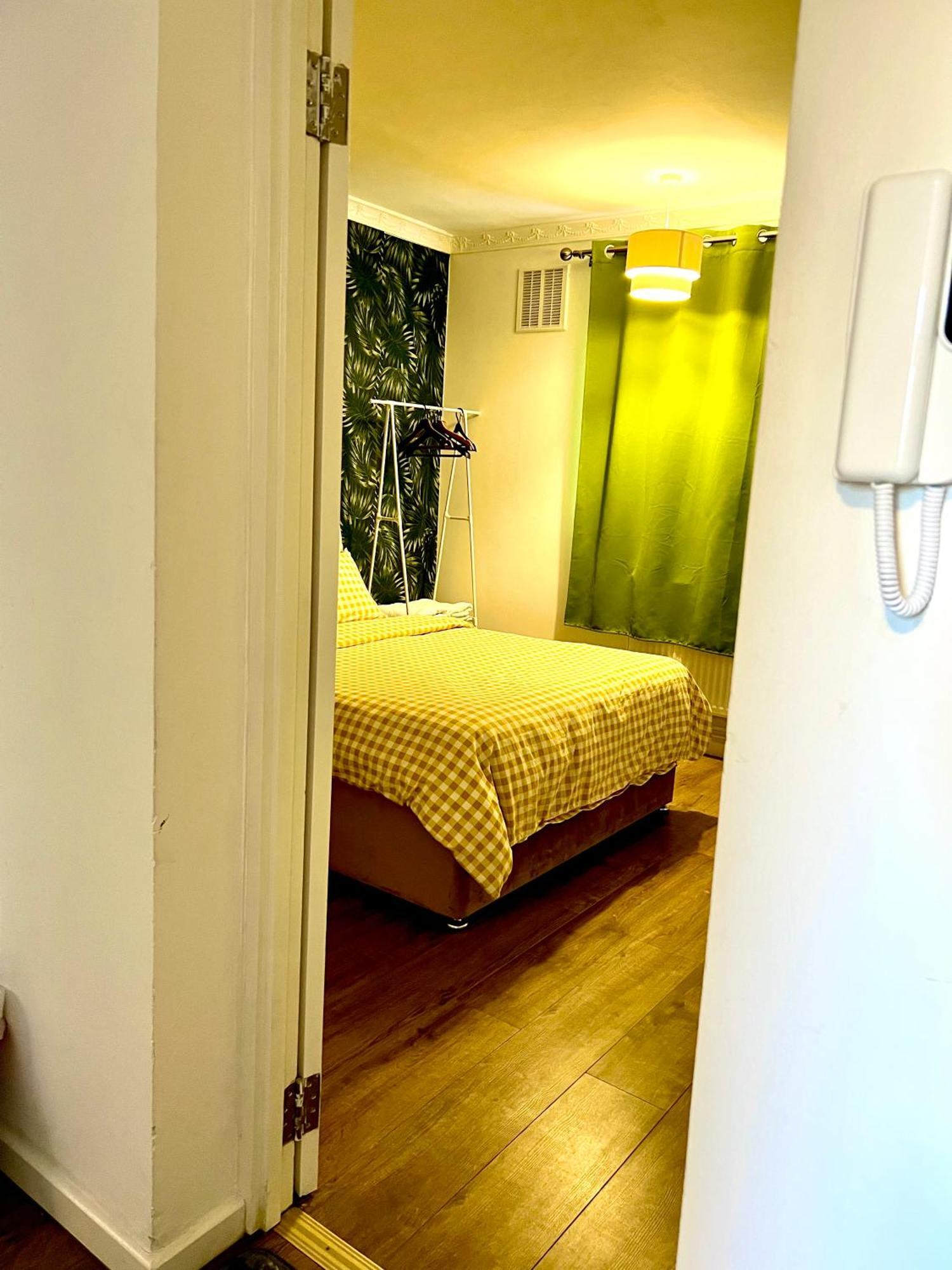Apartment Big Near The London